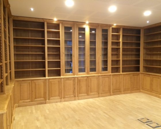Très importante bibliothèque de parquet